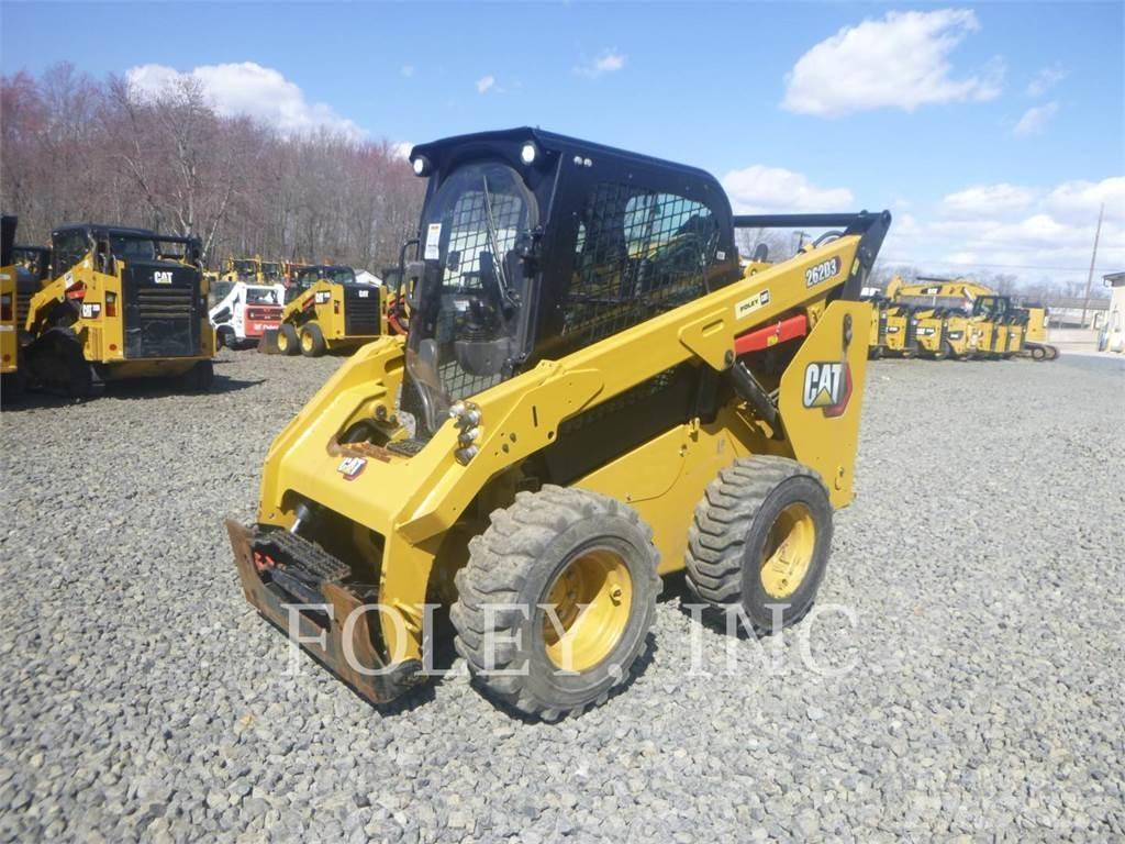 CAT 262D3 Liukuohjatut kuormaajat