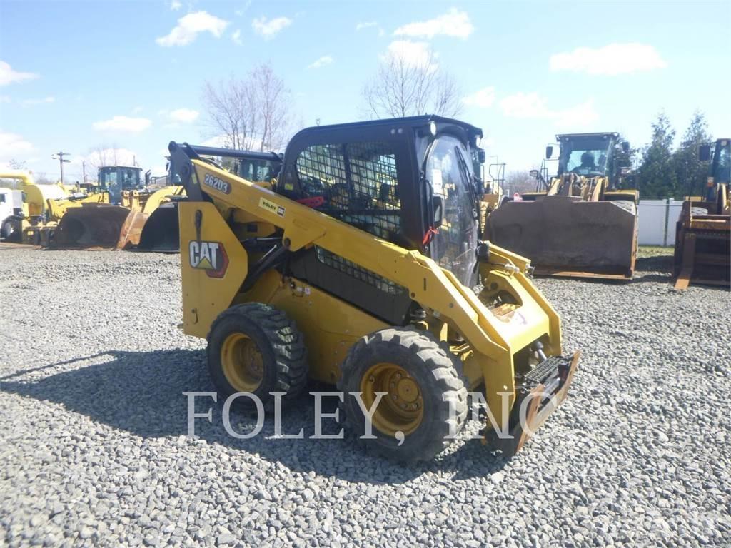 CAT 262D3 Liukuohjatut kuormaajat
