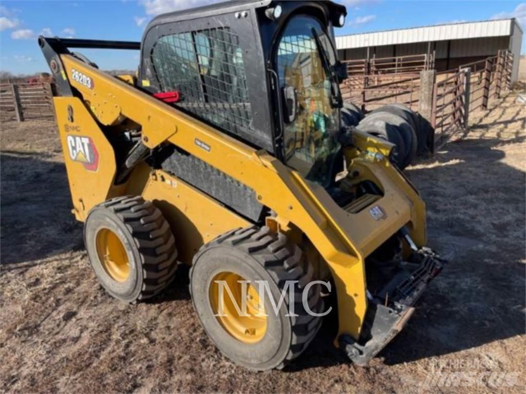 CAT 262D3 Liukuohjatut kuormaajat