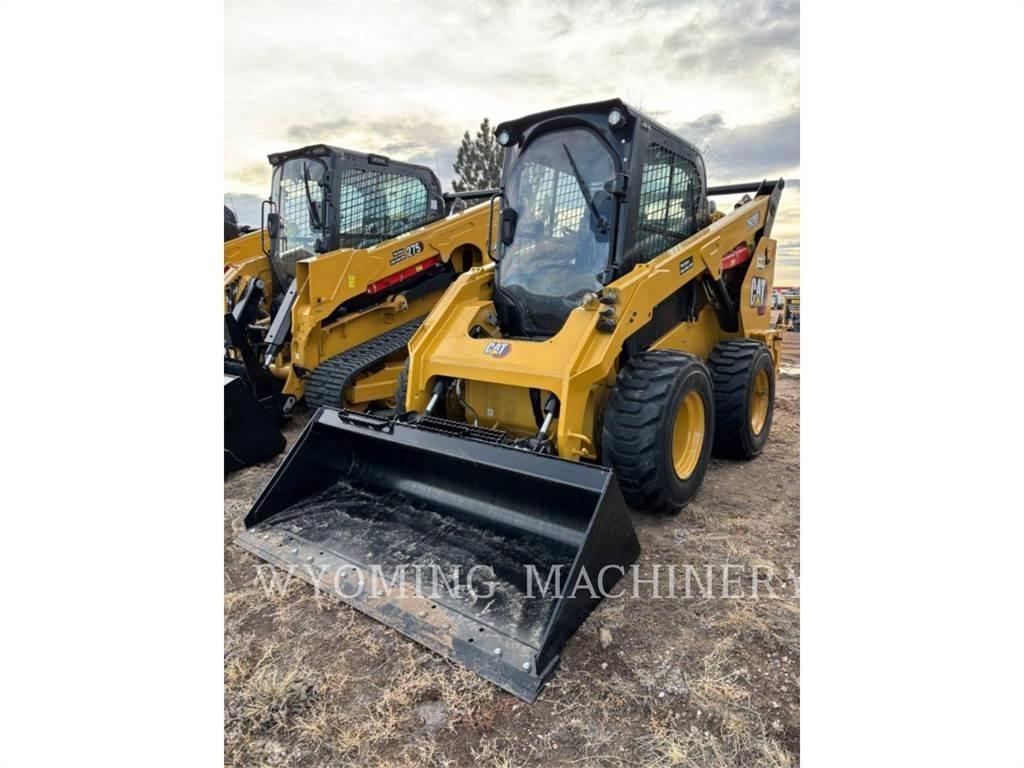 CAT 262D3 Liukuohjatut kuormaajat