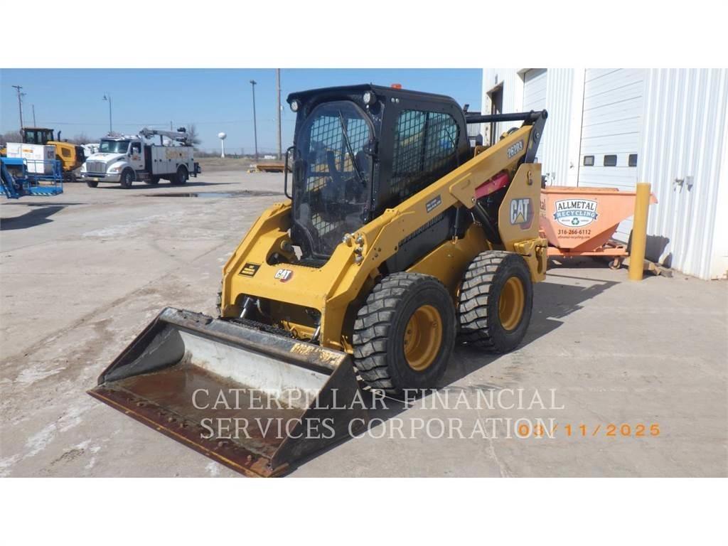 CAT 262D3 Liukuohjatut kuormaajat