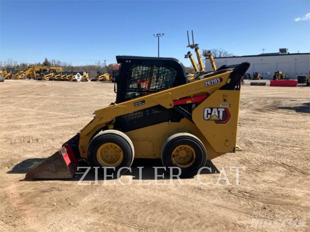 CAT 262D3 Liukuohjatut kuormaajat