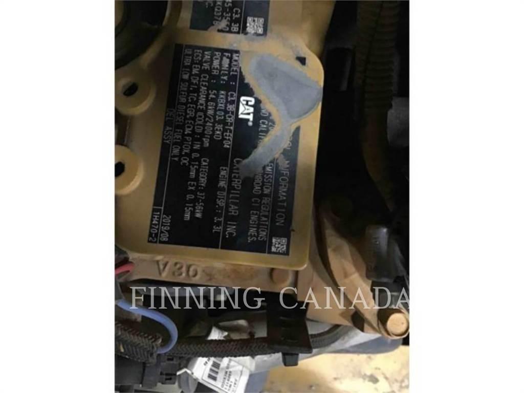 CAT 262D3 Liukuohjatut kuormaajat