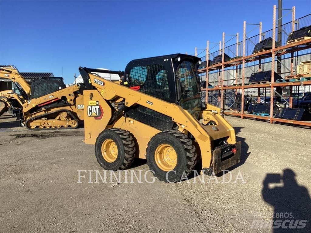 CAT 262D3 Liukuohjatut kuormaajat