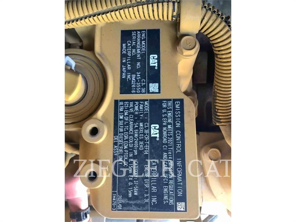 CAT 262D3 Liukuohjatut kuormaajat