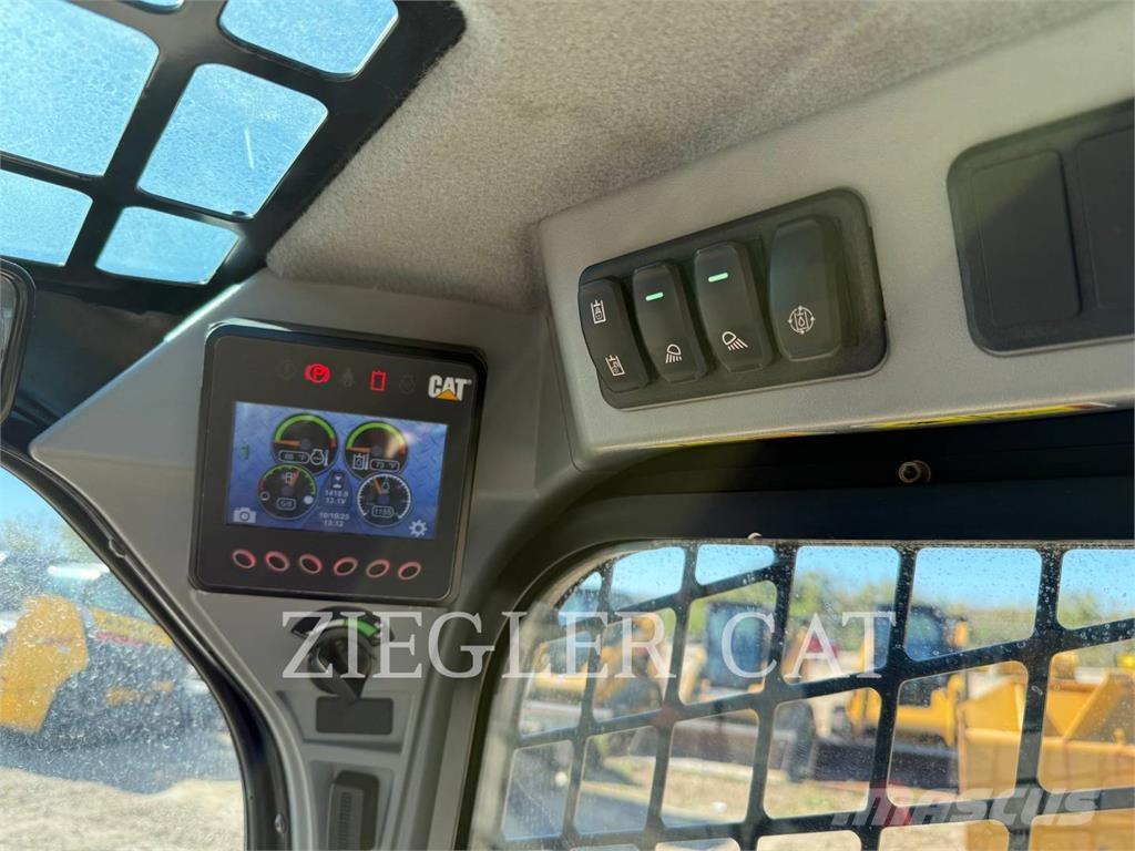 CAT 262D3 Liukuohjatut kuormaajat