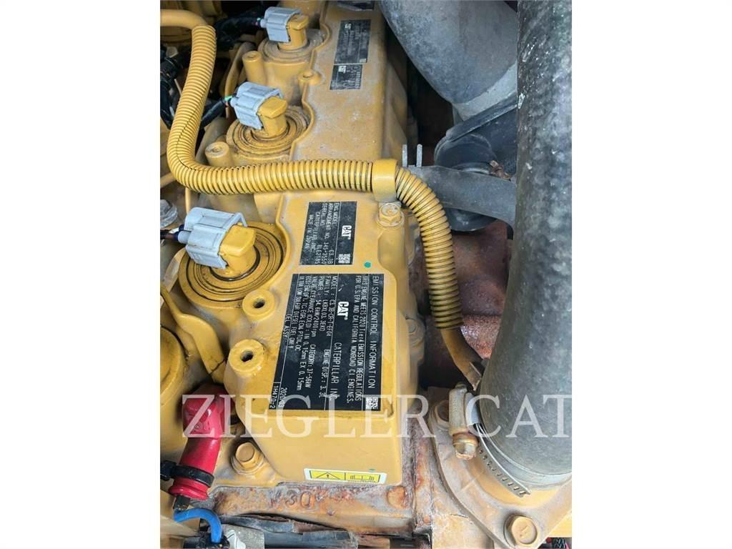 CAT 262D3 Liukuohjatut kuormaajat
