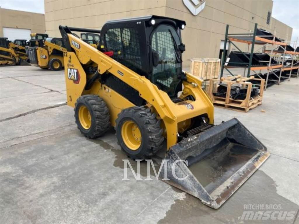 CAT 262D3 Liukuohjatut kuormaajat