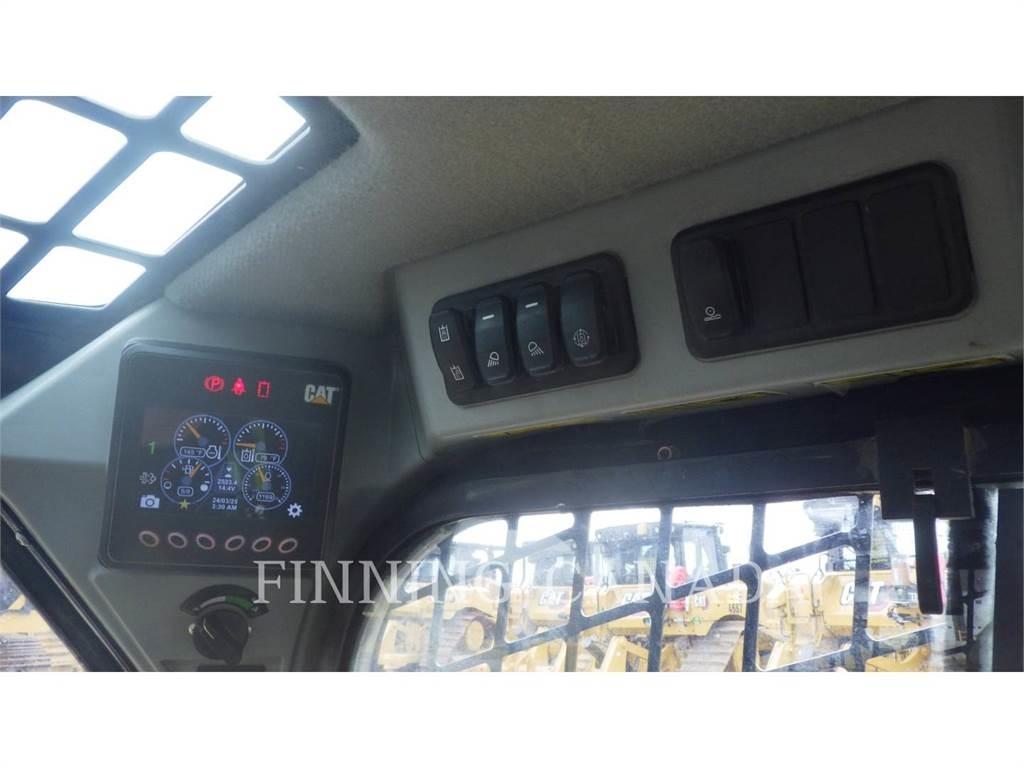 CAT 262D3 Telakuormaajat