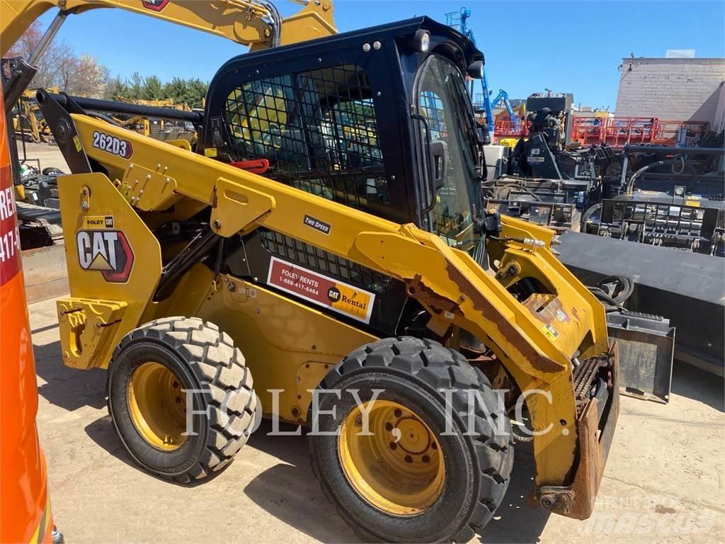CAT 262D3 Liukuohjatut kuormaajat