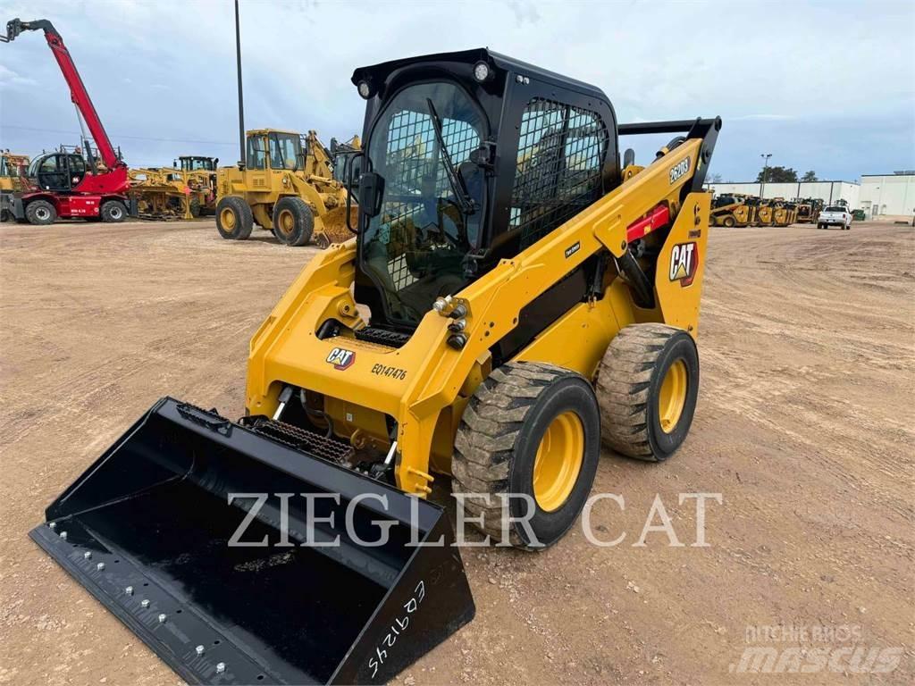 CAT 262D3 Liukuohjatut kuormaajat