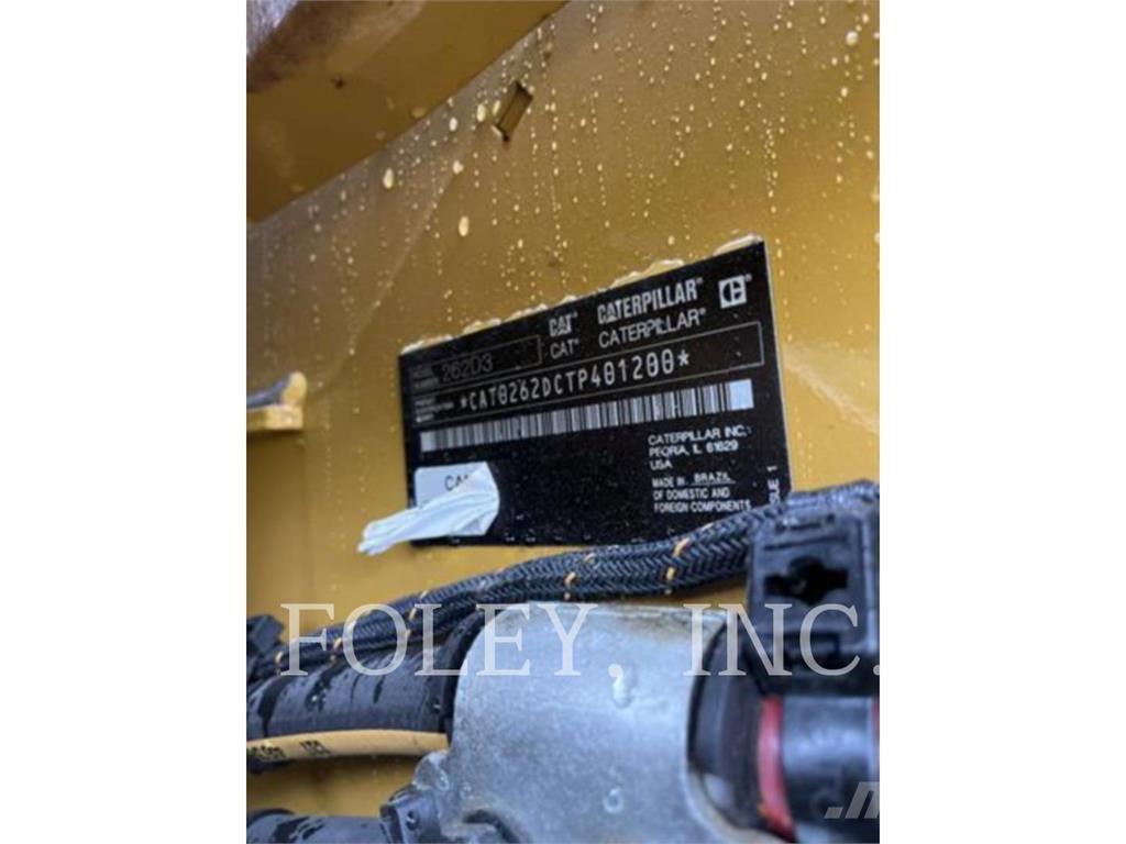 CAT 262D3 Liukuohjatut kuormaajat