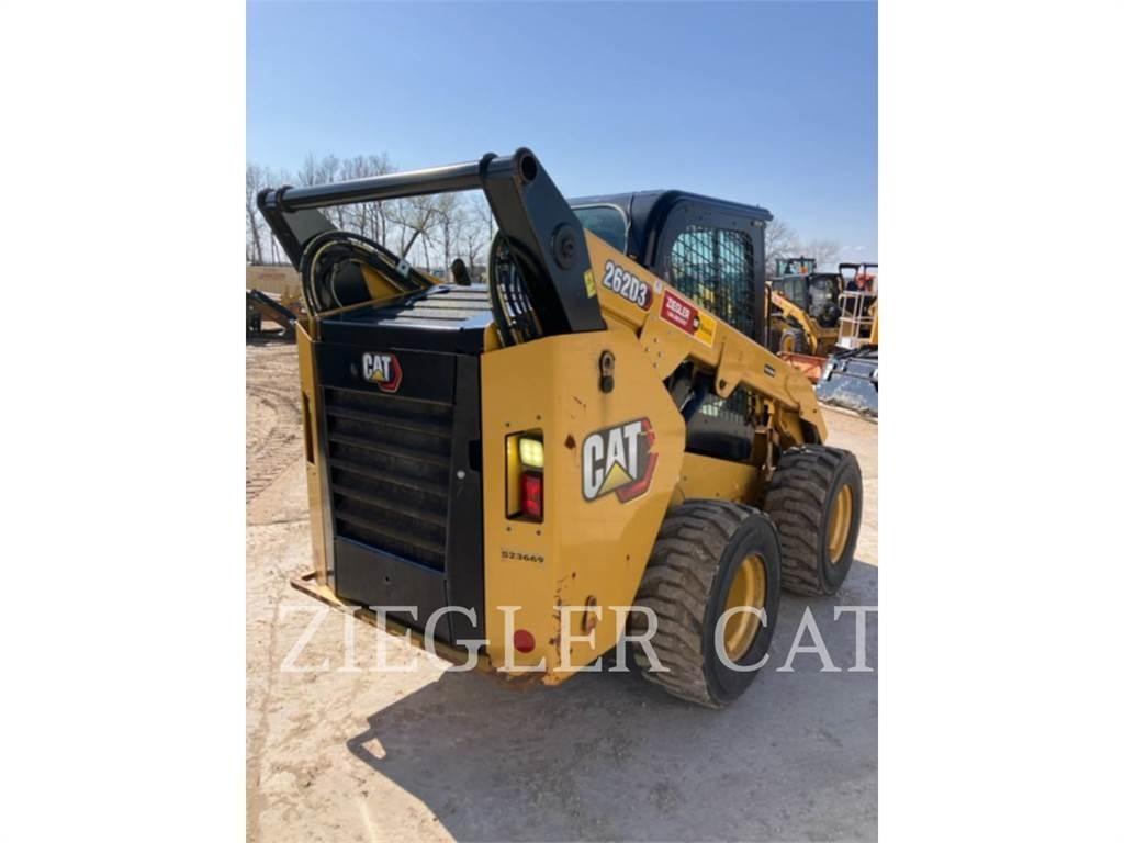 CAT 262D3 Liukuohjatut kuormaajat