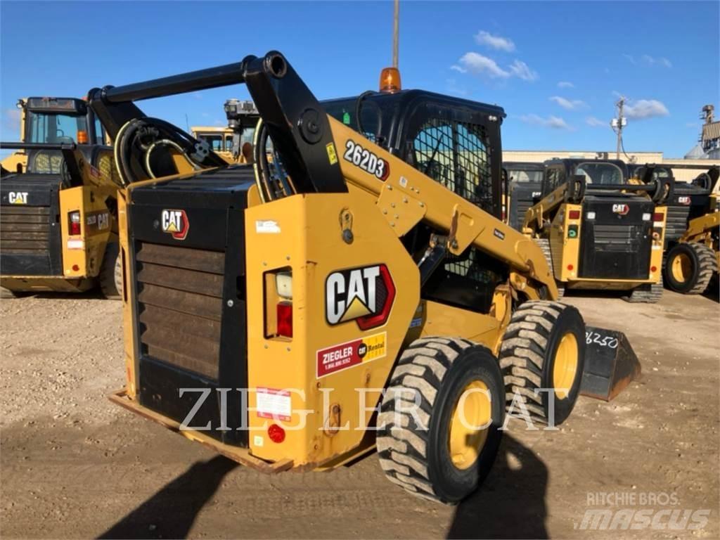 CAT 262D3 Liukuohjatut kuormaajat