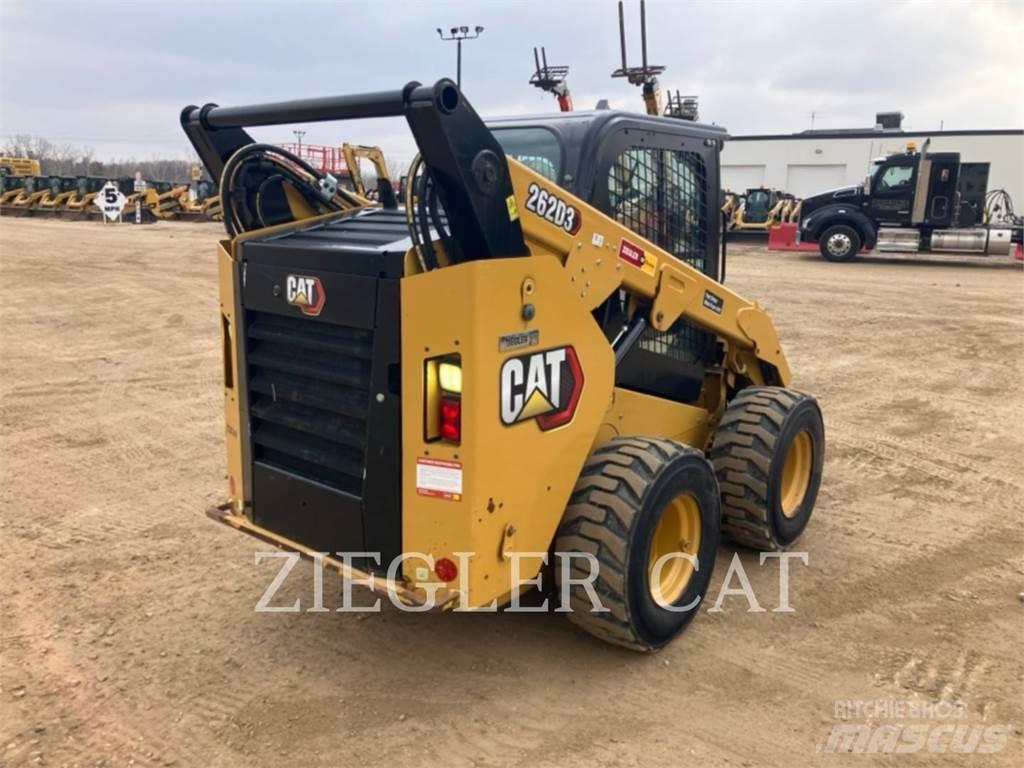 CAT 262D3 Liukuohjatut kuormaajat