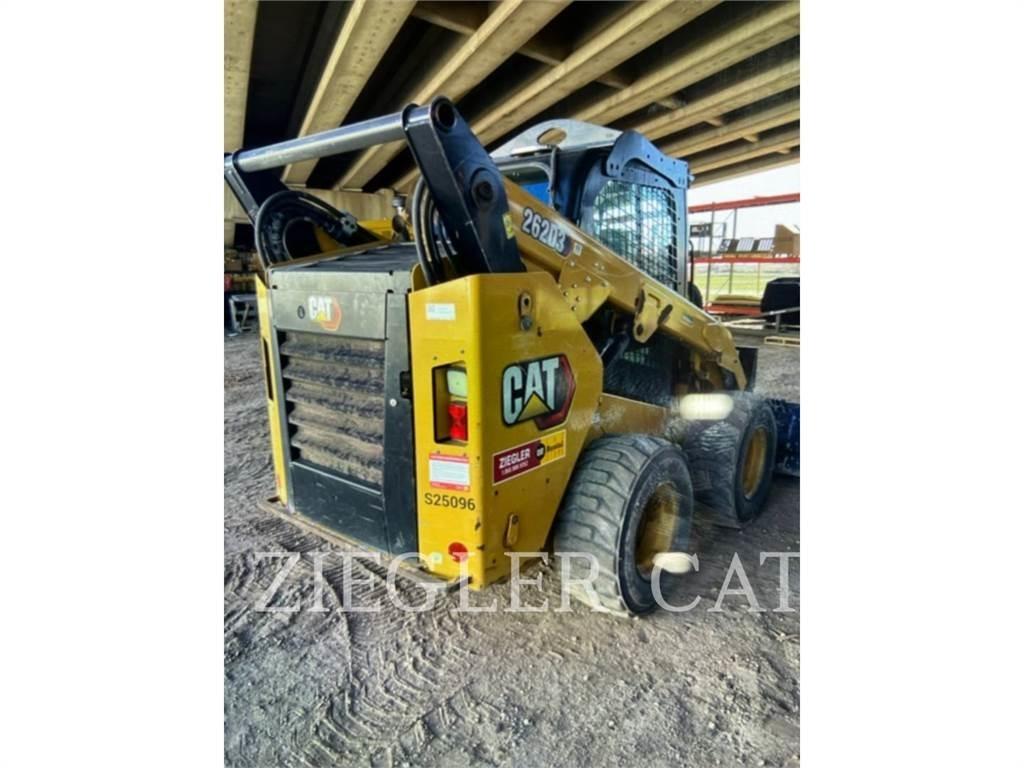 CAT 262D3 Liukuohjatut kuormaajat