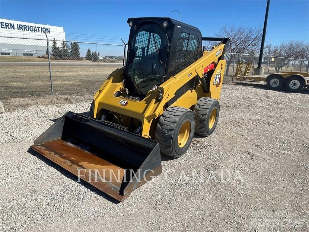 CAT 262D3 Liukuohjatut kuormaajat
