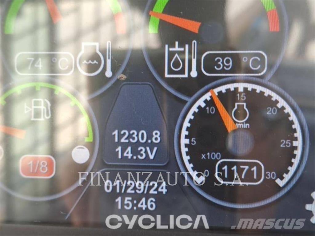 CAT 262D3 Liukuohjatut kuormaajat