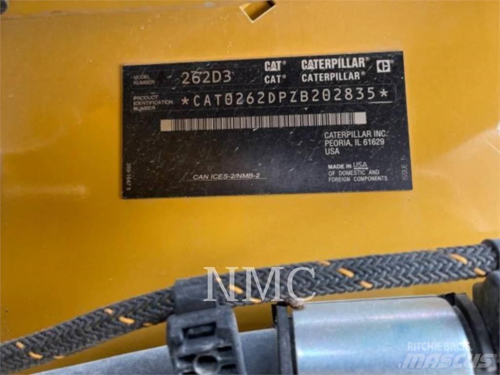 CAT 262D3 Liukuohjatut kuormaajat