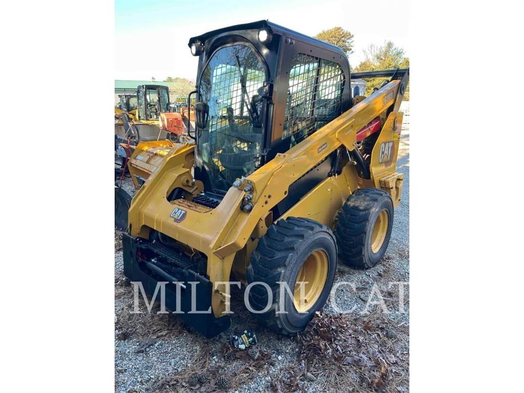 CAT 262D3 Liukuohjatut kuormaajat