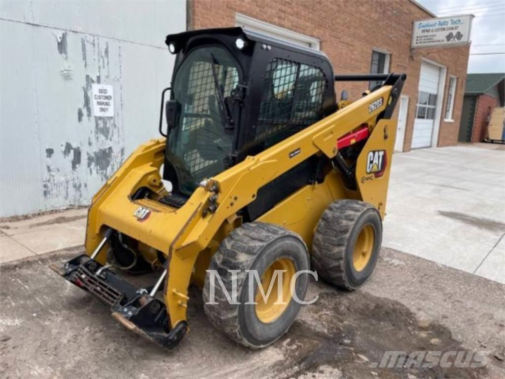 CAT 262D3 Liukuohjatut kuormaajat