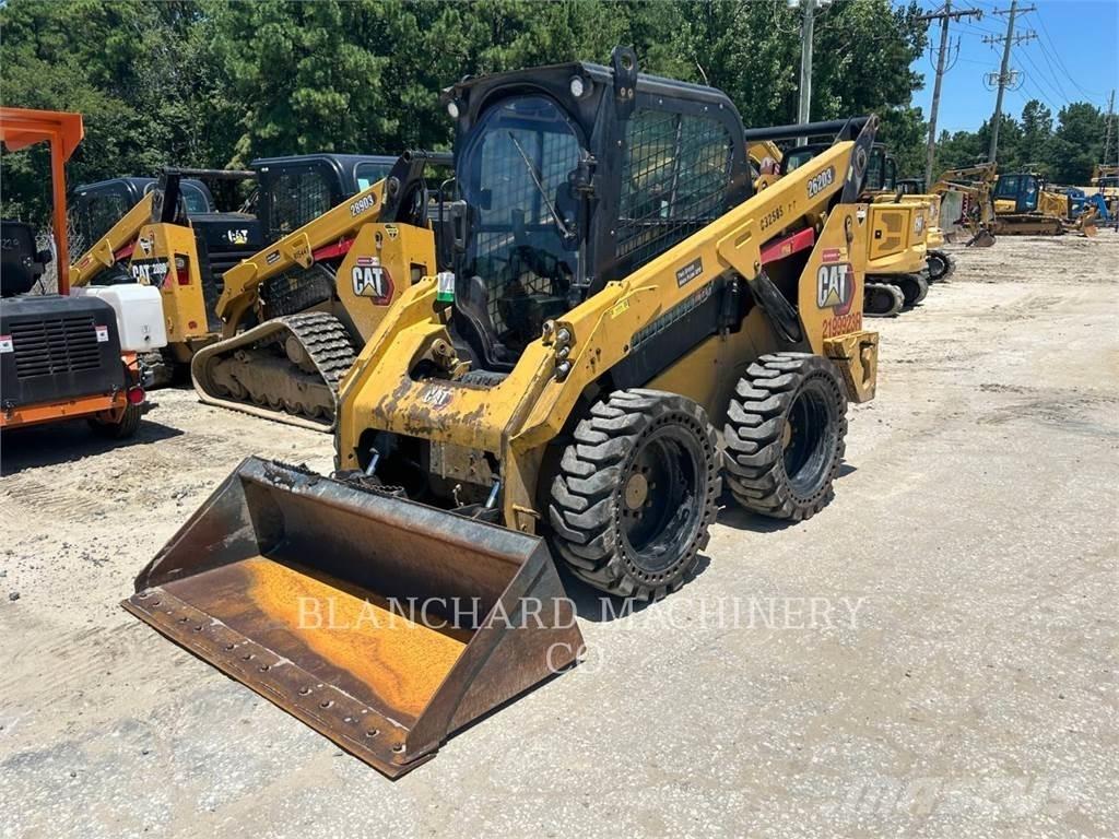 CAT 262D3 Liukuohjatut kuormaajat