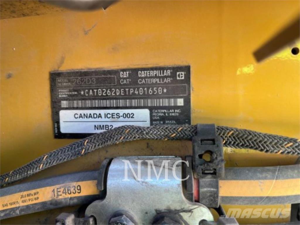 CAT 262D3 Liukuohjatut kuormaajat