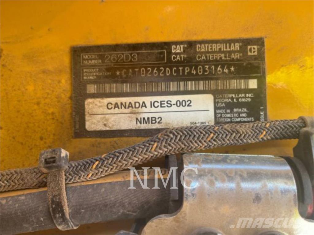 CAT 262D3 Liukuohjatut kuormaajat