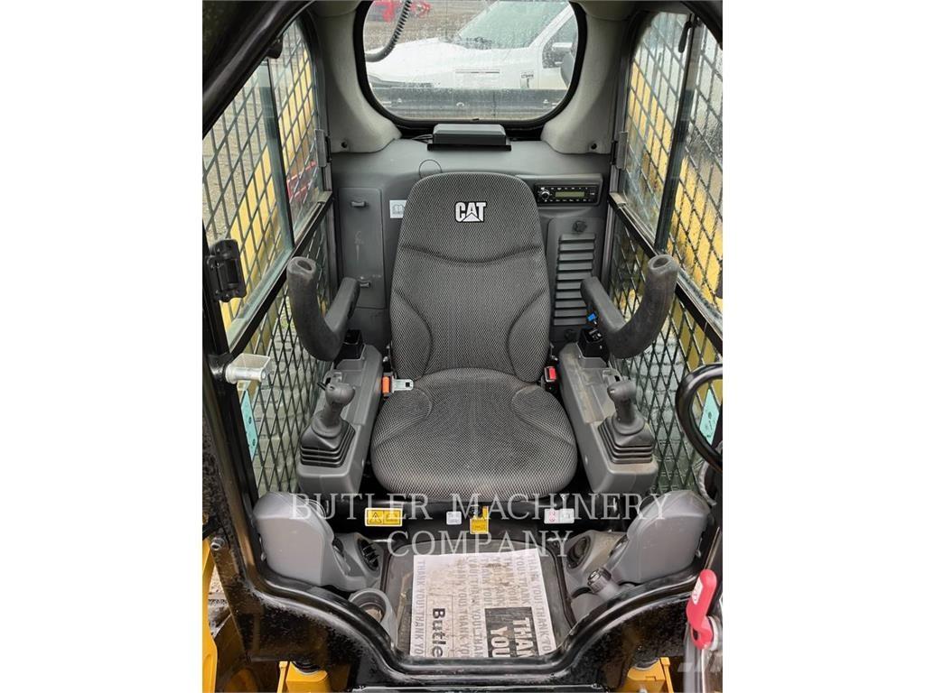 CAT 262D3 C3H2 Liukuohjatut kuormaajat