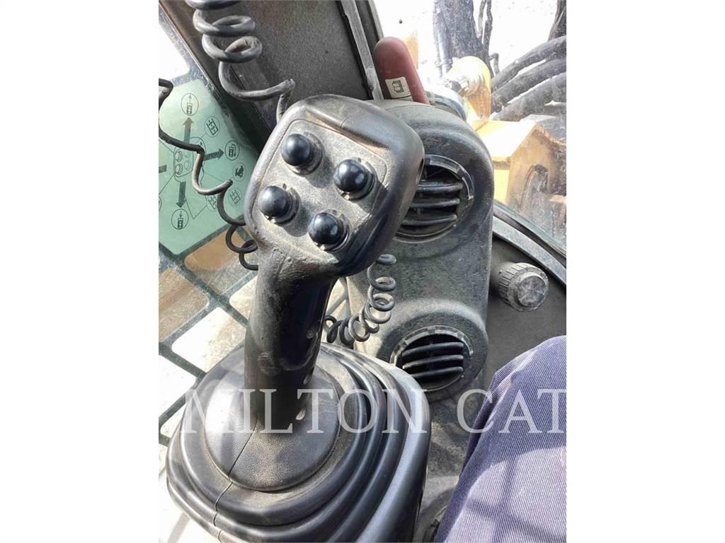 CAT 272D Liukuohjatut kuormaajat