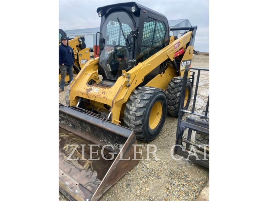 CAT 272D2 Liukuohjatut kuormaajat