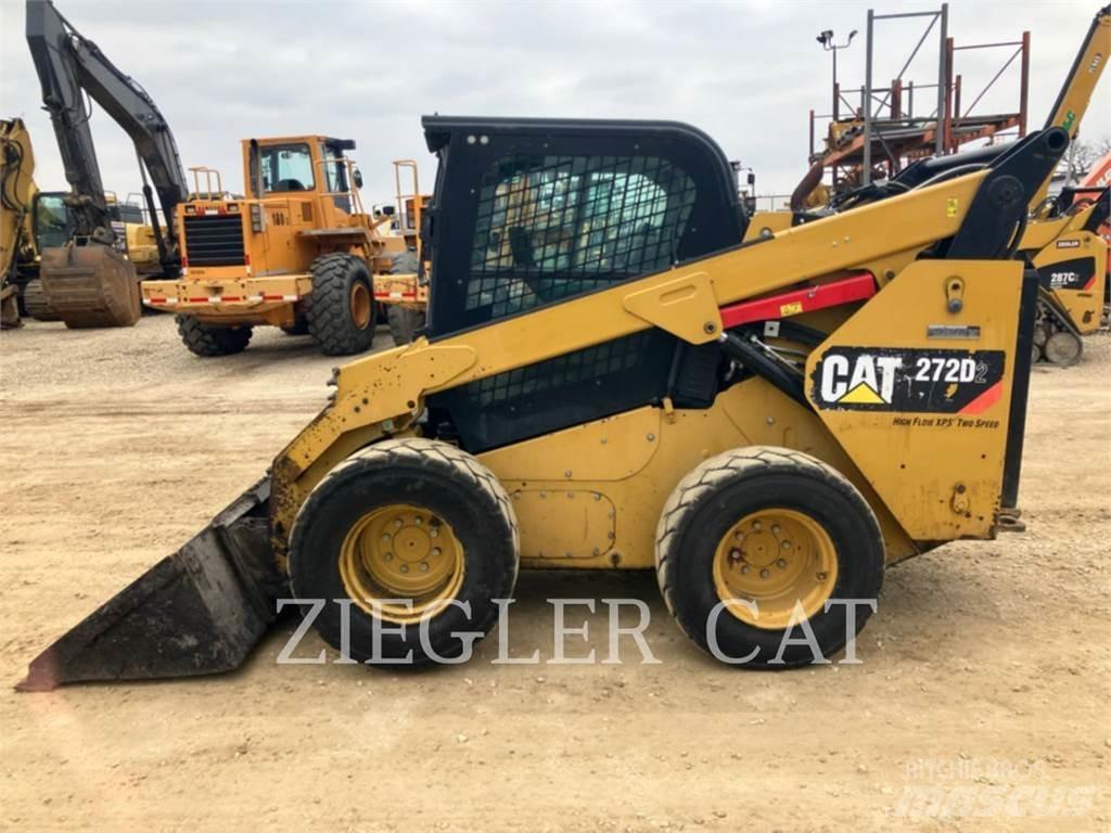 CAT 272D2 Liukuohjatut kuormaajat