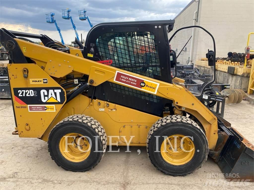 CAT 272D2 Liukuohjatut kuormaajat