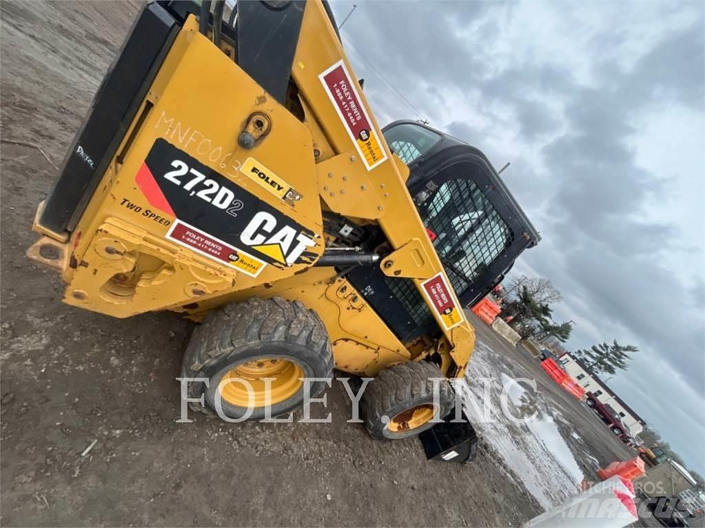 CAT 272D2 Liukuohjatut kuormaajat