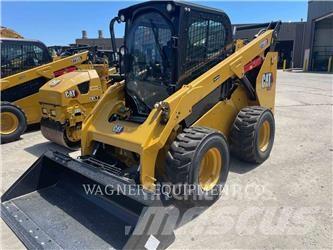 CAT 272D3 Liukuohjatut kuormaajat