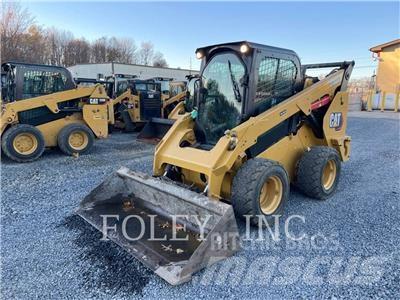 CAT 272D3 Liukuohjatut kuormaajat
