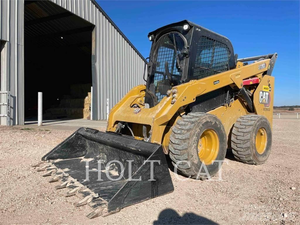 CAT 272D3 Liukuohjatut kuormaajat