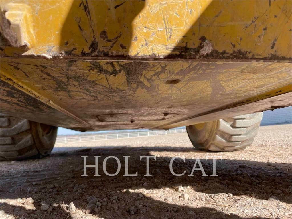 CAT 272D3 Liukuohjatut kuormaajat