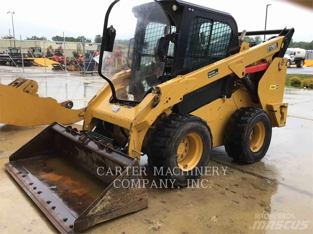 CAT 272D3 Liukuohjatut kuormaajat