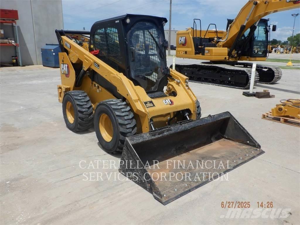 CAT 272D3 Liukuohjatut kuormaajat