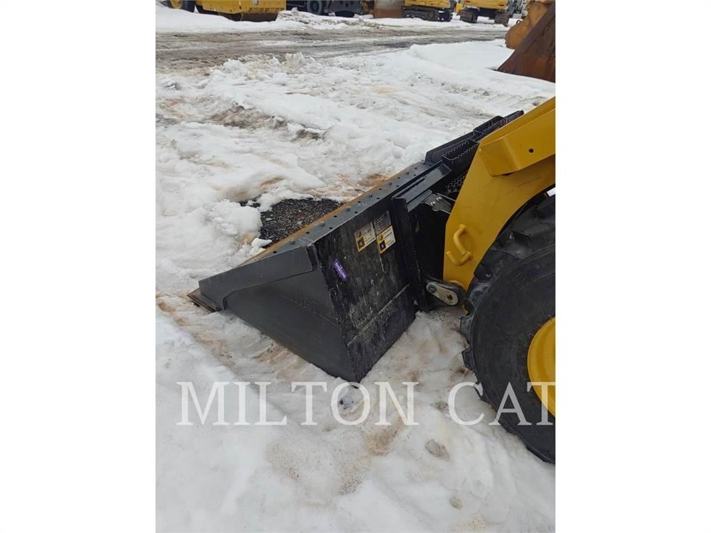 CAT 272D3XE Liukuohjatut kuormaajat