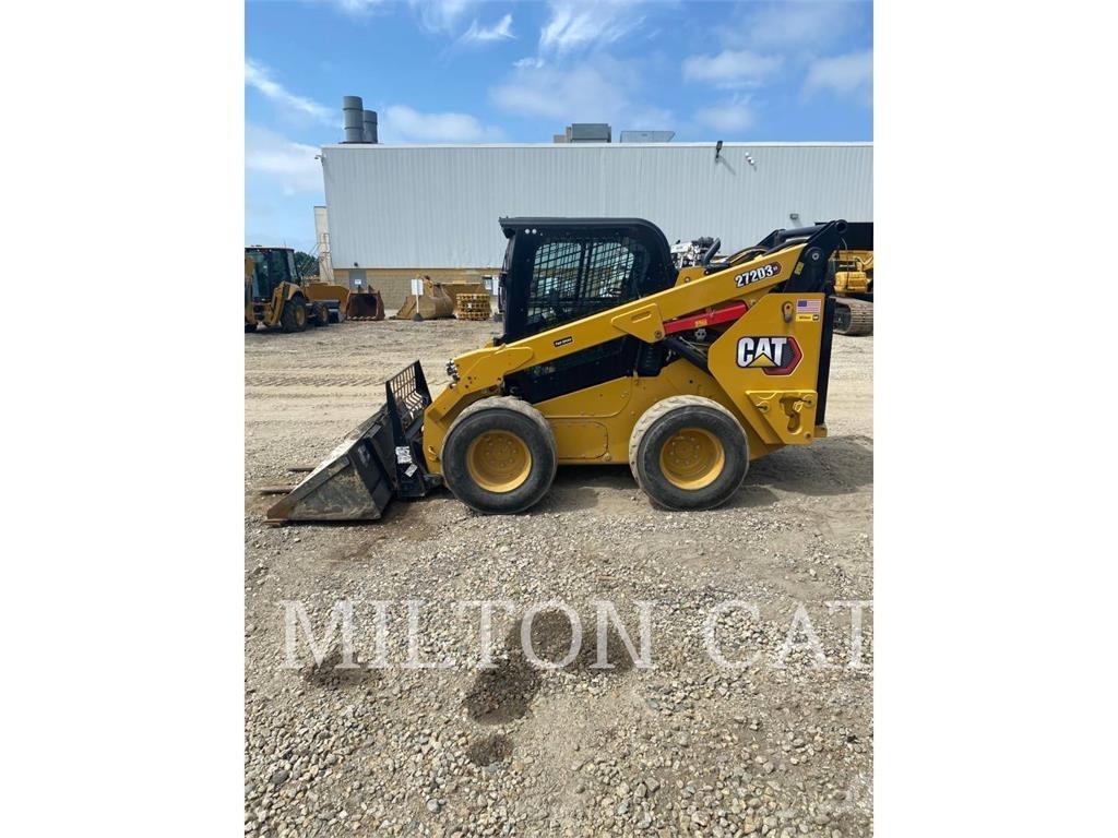 CAT 272D3XE Liukuohjatut kuormaajat