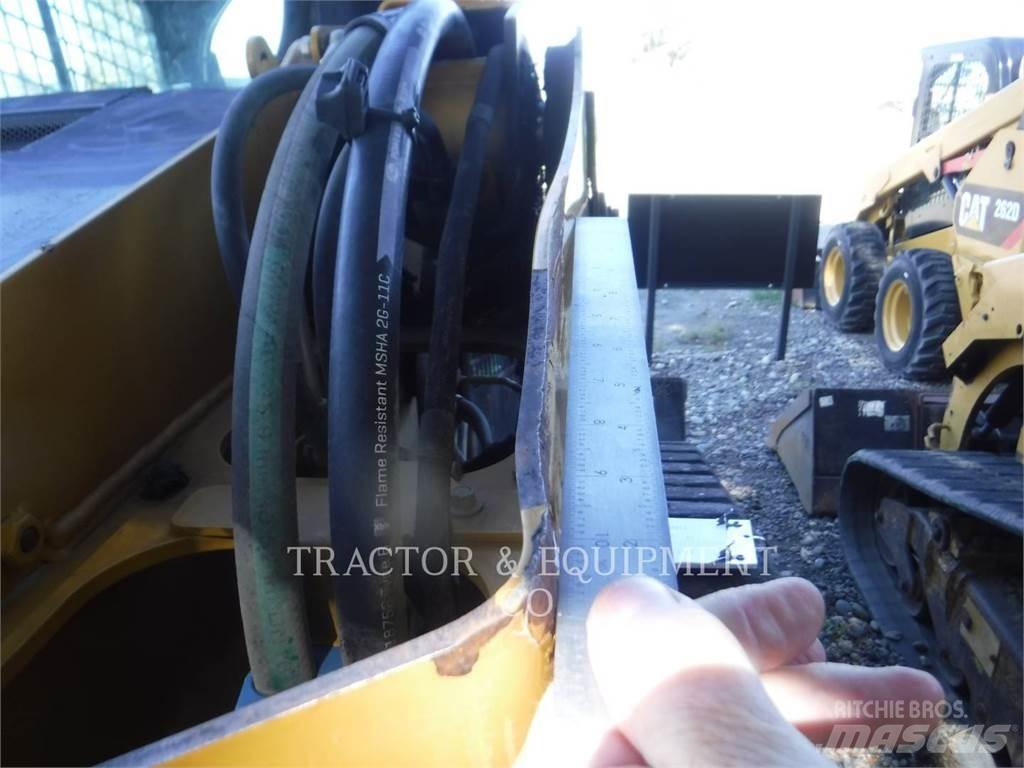 CAT 279D H2CB Liukuohjatut kuormaajat