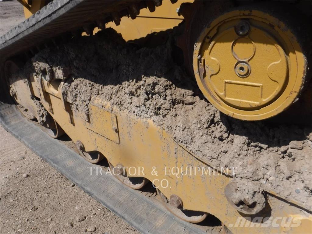CAT 279D3 Liukuohjatut kuormaajat