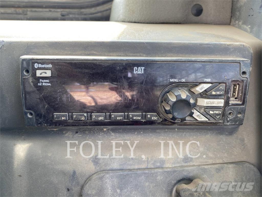 CAT 289D Telakuormaajat