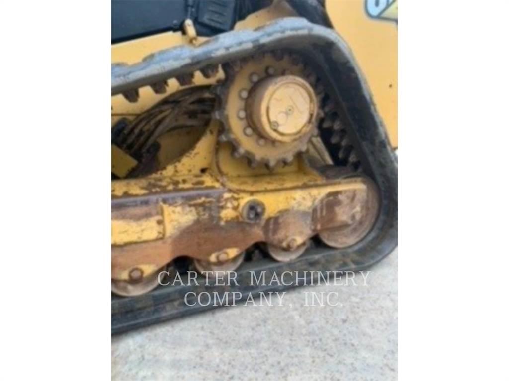 CAT 299D Liukuohjatut kuormaajat