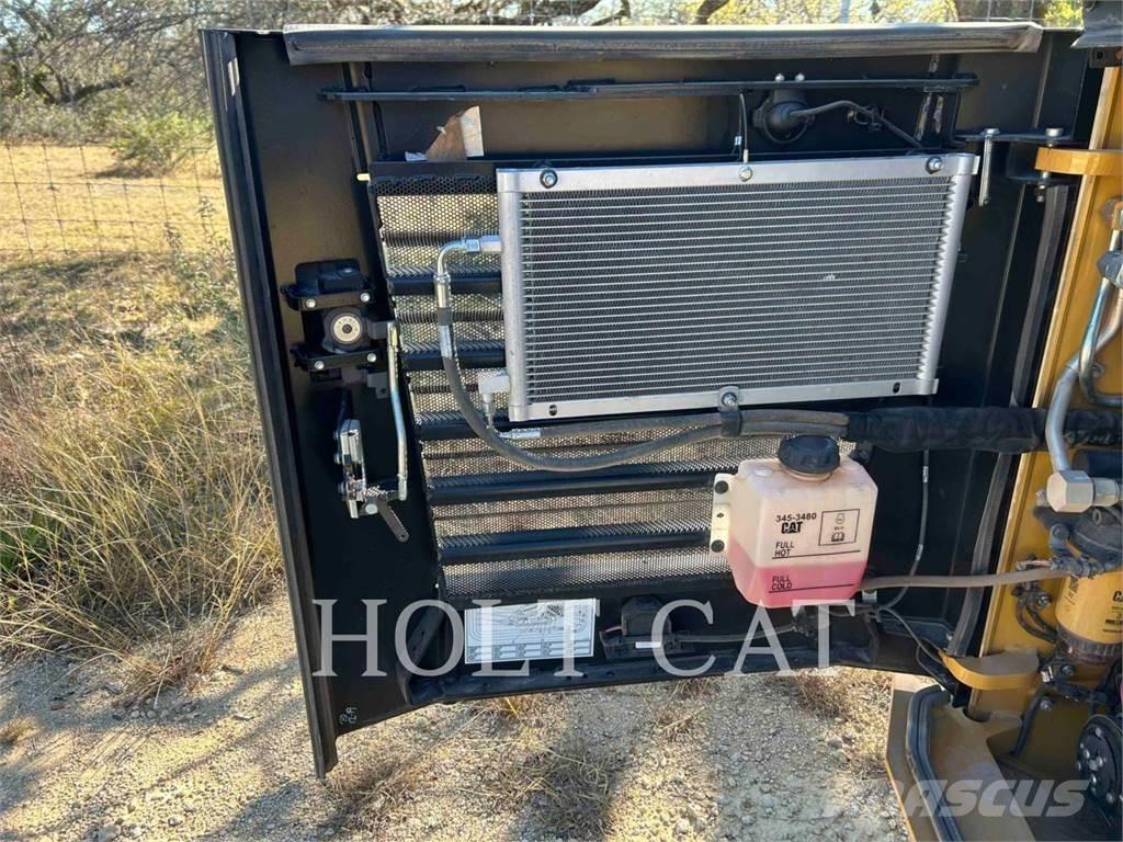 CAT 299D CAB Liukuohjatut kuormaajat