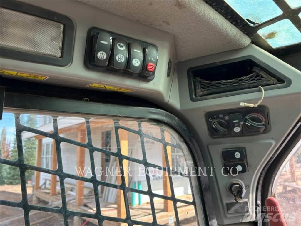 CAT 299D2 Telakuormaajat