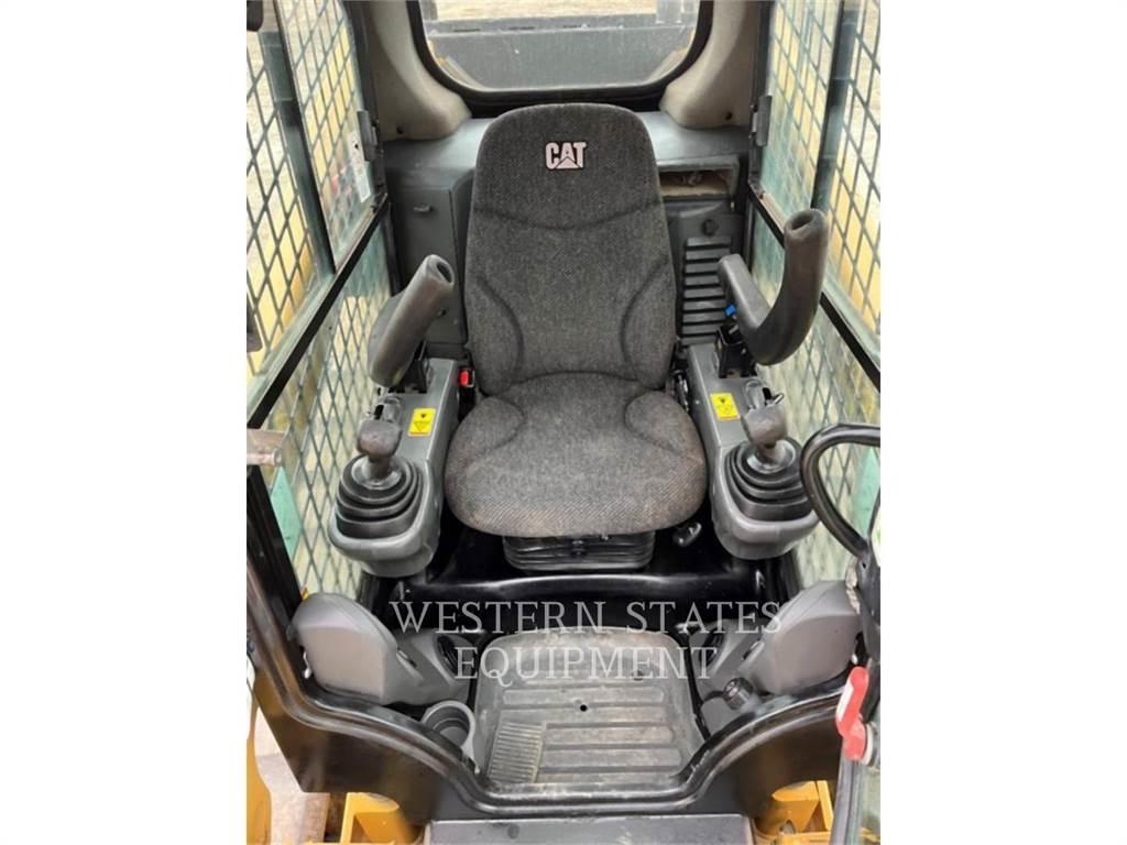 CAT 299D2 Liukuohjatut kuormaajat