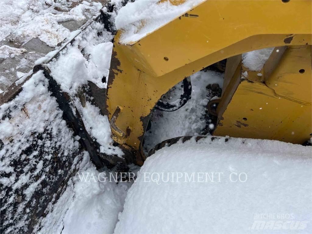 CAT 299D2 HF Telakuormaajat